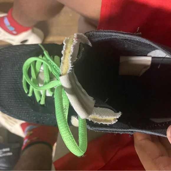 Off-white - Picture 5 of 7